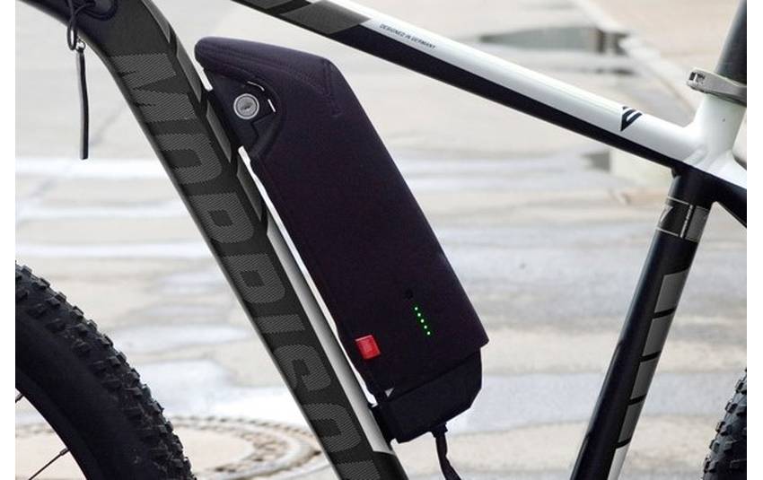 Fahrer E-Bike Akku Case Shimano Steps Rahmen