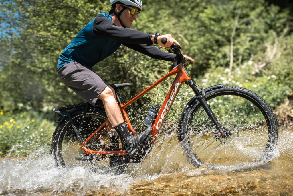 En primavera, el fabricante anunció una nueva dirección para sus bicicletas eléctricas urbanas. Esto se refleja en la nueva Kemen.